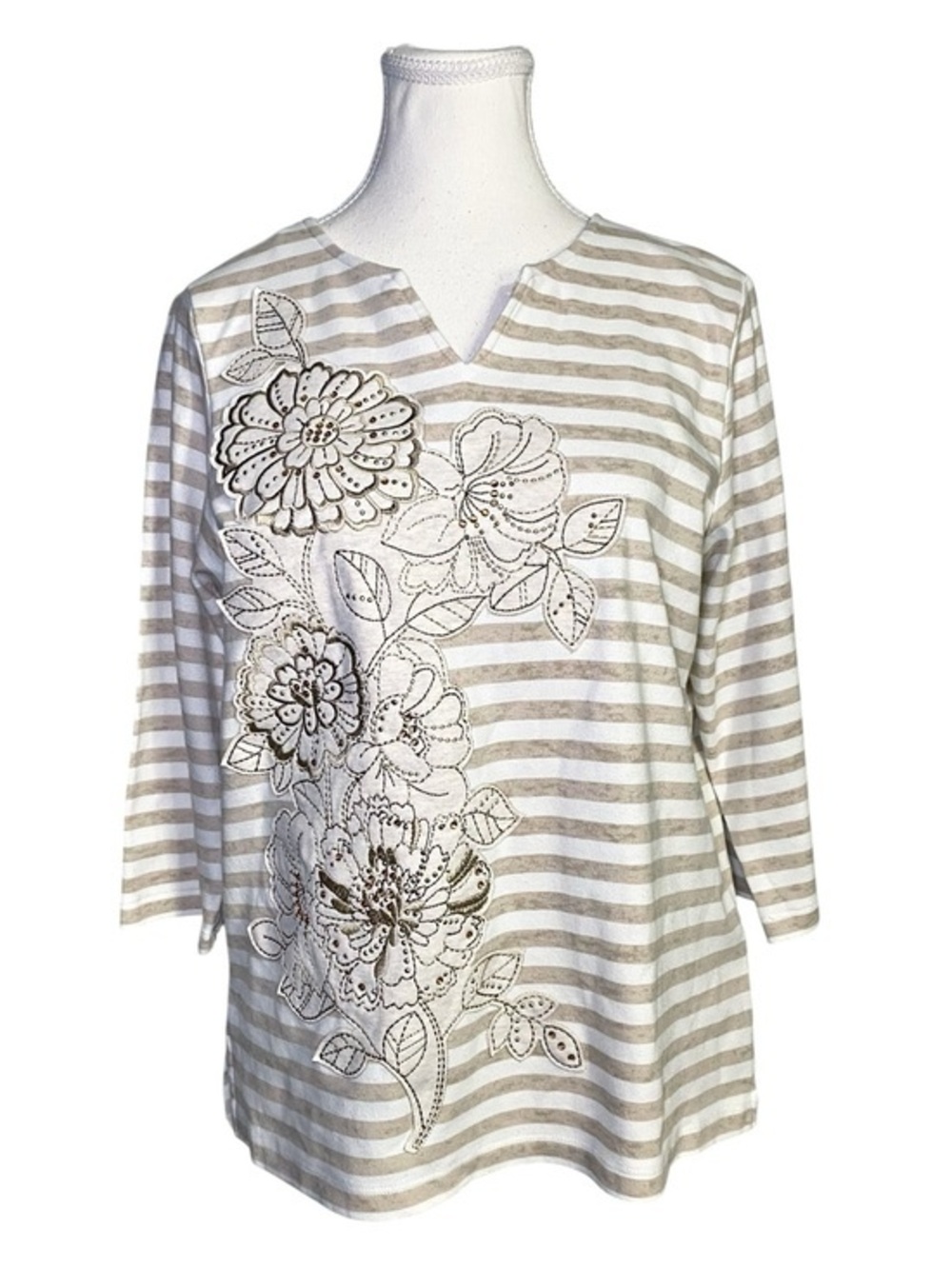 Alfred Dunner Top Size S Tan White Striped Floral Embellished 3/4 Sleeve